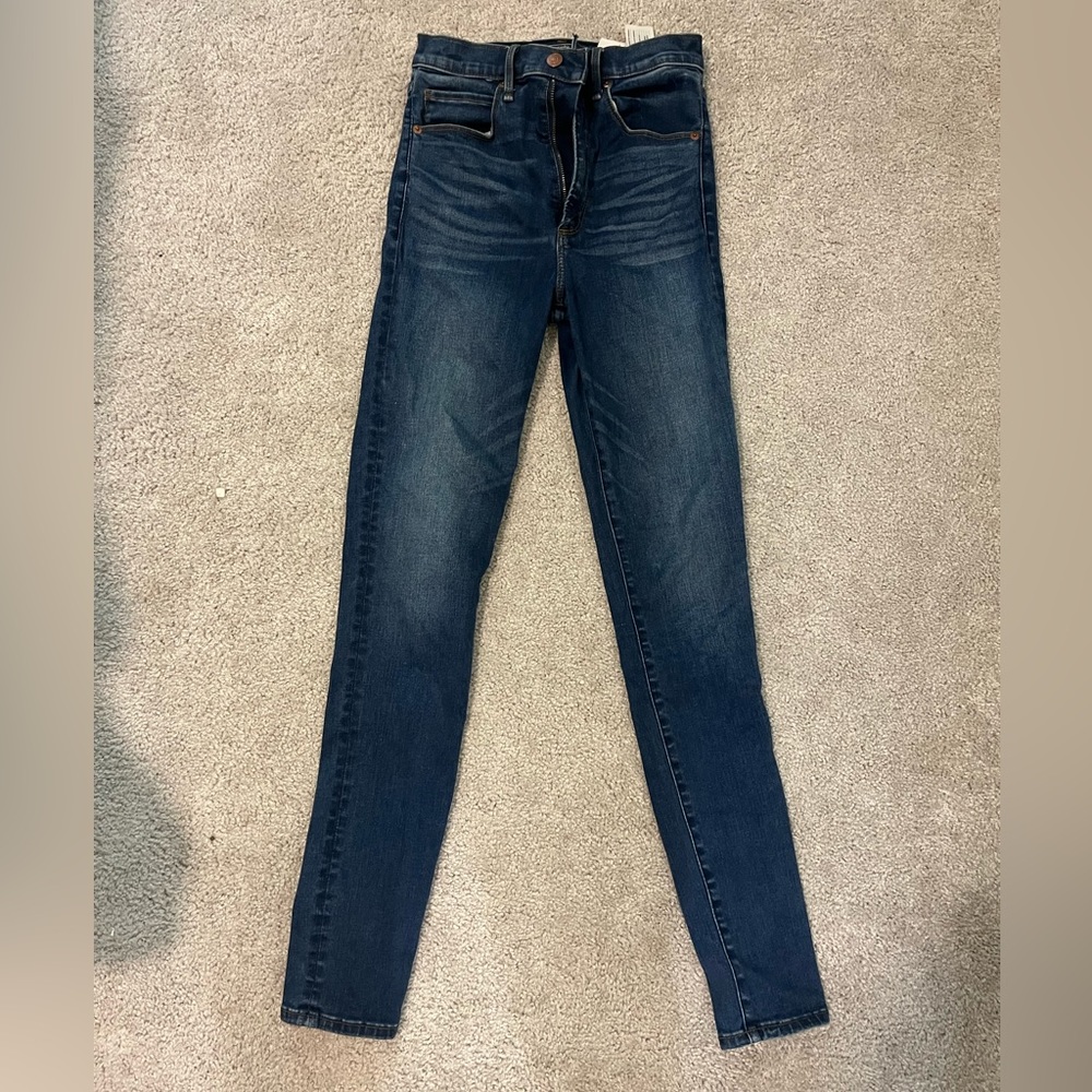 Abercrombie and fitch size 4 skinny jeans